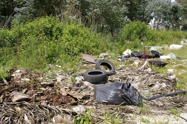 Discarica abusiva, 40enne denunciato.